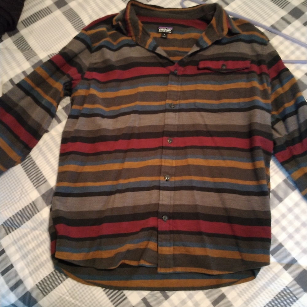 Patagonia Button Up - image 1